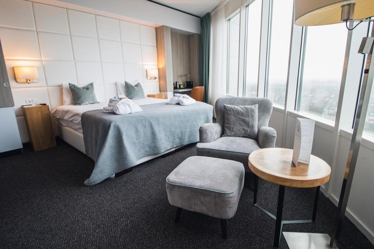 Van Der Valk Hotel 티엘 외부 사진