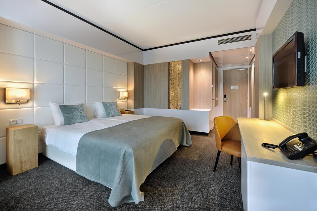 Van Der Valk Hotel 티엘 외부 사진