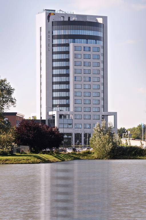 Van Der Valk Hotel 티엘 외부 사진